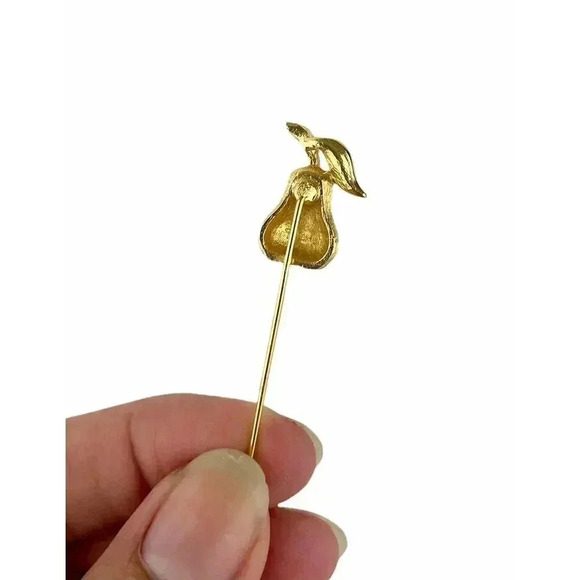 VTG Trifari Gold Tone Pear Stick Pin Hat Pin Fruit - Picture 4 of 6